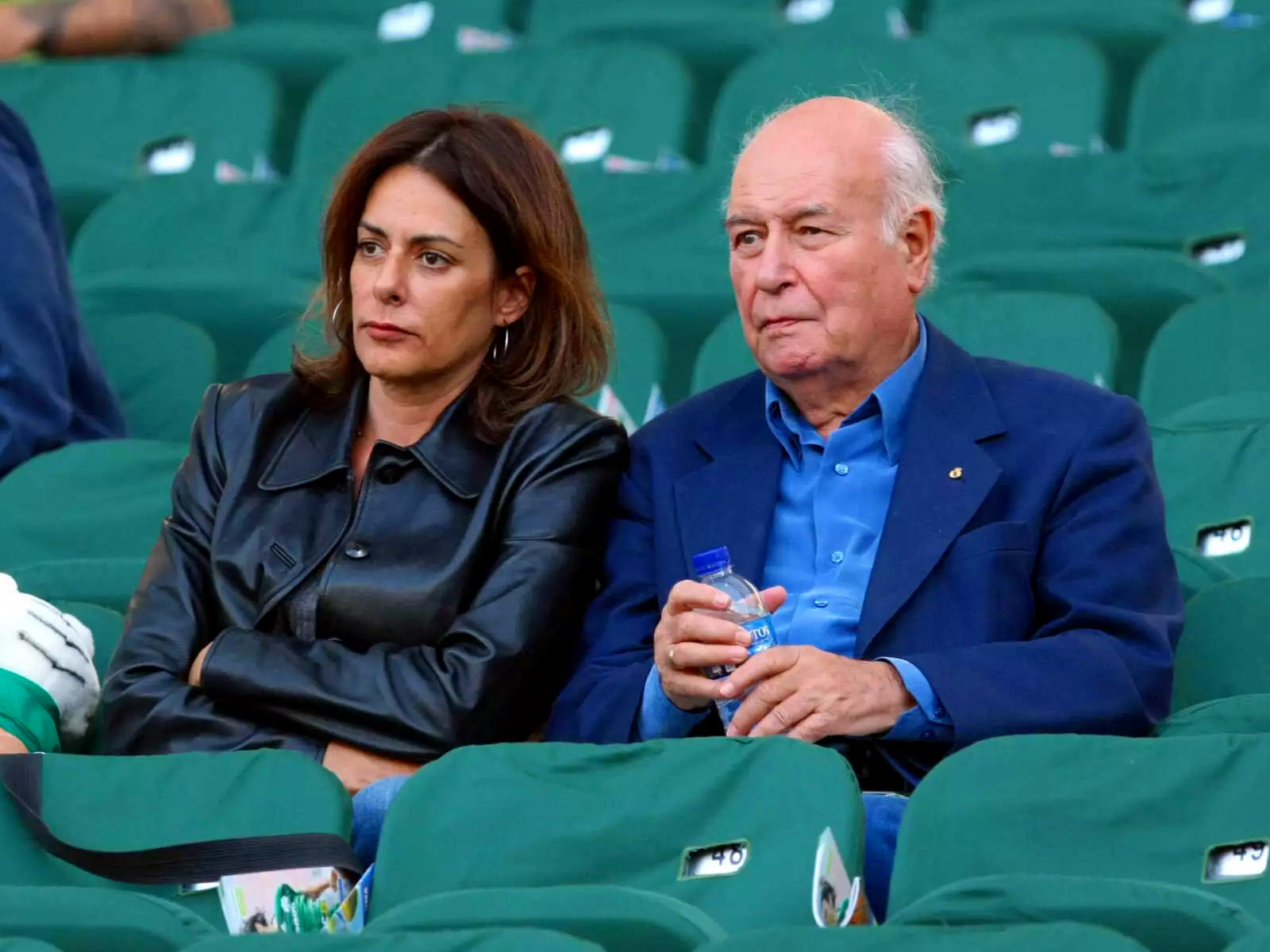 Ρίκα και Γιάννης στο γήπεδο | INTIMENEWS